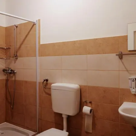 Elephant Pensjonat 3*