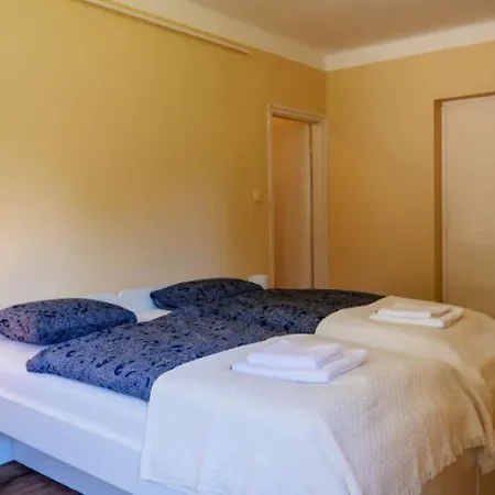 Pensjonat Elephant 3*